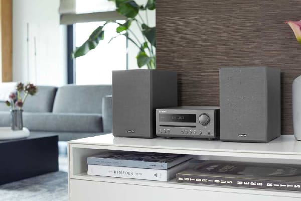 Denon venta de receptores de audio y video