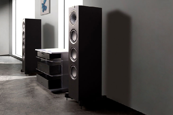 Kef venta de bocinas, subwoofer, amplificadores,